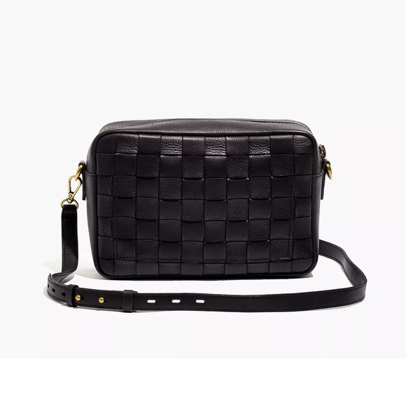 Madewell Handbags - New Madewell Large Transport Camera Bag with EXTRA black and white strap